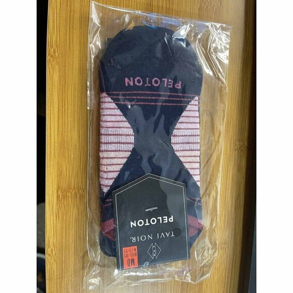NWT Tavi Noir Women’s Black Pink Peloton Tech Sport Running Socks Size Medium - Picture 5 of 5
